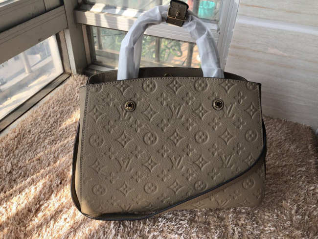 Louis Vuitton Montaigne Medium Bag with Off White M41046 - 1