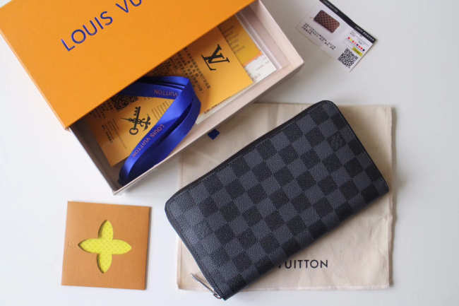 Louis Vuitton ZIPPY ORGANIZER Monogram Black Wallet M60002A - 1