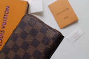 Louis Vuitton Original Monogram Canvas Wallet N60017 - 4