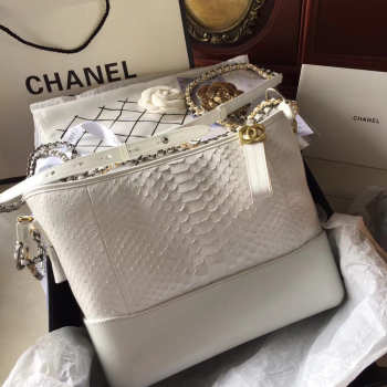 Chanel Gabrielle Snakeskin small hobo bag White 20cm