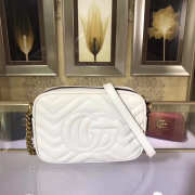 Gucci Marmont matelassé mini bag in White 448065 - 3