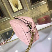 Gucci Marmont matelassé mini bag in Pink - 6