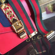 Gucci Sylvie leather mini chain bag in Red 431666 - 5