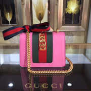 Gucci Sylvie leather mini chain bag in Pink 431666 - 2