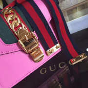 Gucci Sylvie leather mini chain bag in Pink 431666 - 3