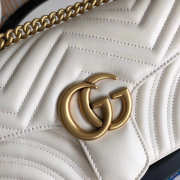 Gucci Marmont matelassé shoulder bag in White 443497 - 3