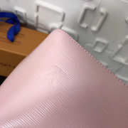 Louis Vuitton Lockme Bucket EPI Leather in Pink - 3