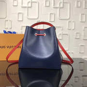 Louis Vuitton Lockme Bucket EPI Leather in Blue - 2