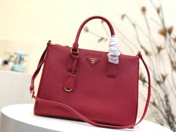 Prada Galleria Saffiano Leather Bag in Red