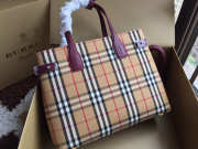 Burberry Tote Vintage Large Handbag in Purple - 5