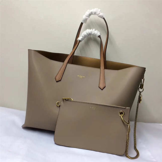 Givenchy original leather shopping handbag in Khaki - 1