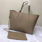 Givenchy original leather shopping handbag in Khaki - 3