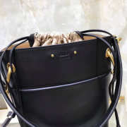 Chloe Large roy bucket bag in Black - 4