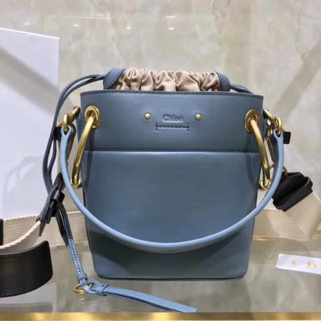 Chloe mini roy bucket bag in Blue - 1