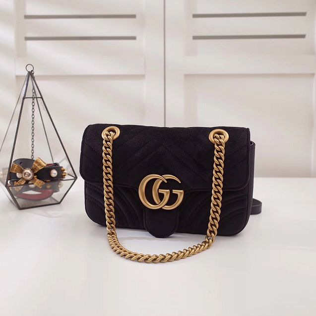 Gucci Marmont velvet small shoulder bag in Black - 1