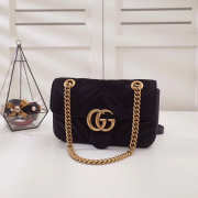 Gucci Marmont velvet small shoulder bag in Black - 5