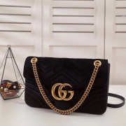 Gucci Marmont velvet Large shoulder bag in Black - 1