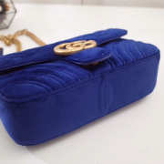 Gucci Marmont velvet Small shoulder bag in Dark Blue - 2