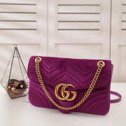 Gucci Marmont velvet Large shoulder bag in Dark Purple - 2