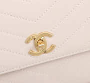 Chanel Calfskin Corssbody Handbag white - 3