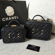 Chanel Medium Caviar Vanity Bag Black 21cm - 4