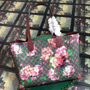 Gucci Tote Calfskin Bag Printing Red 368568 - 2