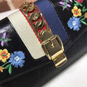 GUCCI Wrinkled lacquer leather embroidery Black Bag - 4