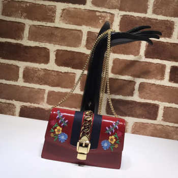 GUCCI Wrinkled lacquer leather embroidery Red Bag