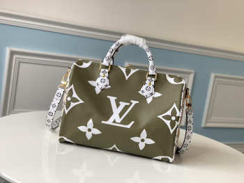 LV Speedy Bandoulière white and green Handbag 30cm M44572 Bagsaa