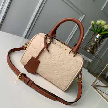 Louis Vuitton embossed leather Speedy 20 Handbag Bgasaa