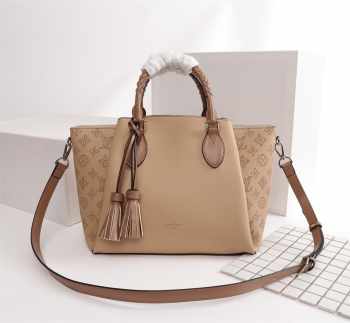 Louis Vuitton Mahina zipper Tote handbag Bagsaa