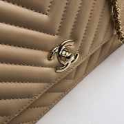 Chanel Lamb skin V-type chain Bag bagsaa - 3