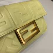 Fendi Mini Baguette Yellow 18cm - 6