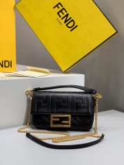 Fendi Mini Baguette Black 18cm - 1