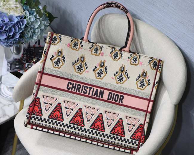 Dior Multicolor OBLIQUE Canvas Book Tote - 1