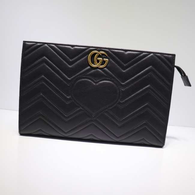 Gucci Women GG Marmont matelassé clutch Black 448450 - 1