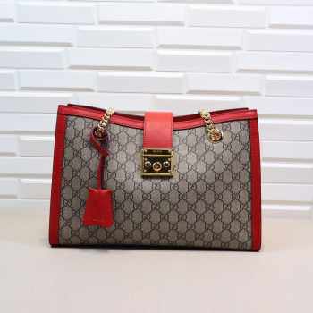 Gucci Padlock medium GG shoulder bag Red 479197