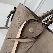 Louis Vuitton Hina PM Mahina Leather handbag M53938 - 6