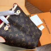 Louis Vuitton Monogram Neverfull PM - 3