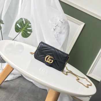 Gucci Super Mini GG Marmont Bag 17CM Black