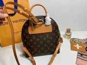 LV 2020 early Spring New style backpack - 2