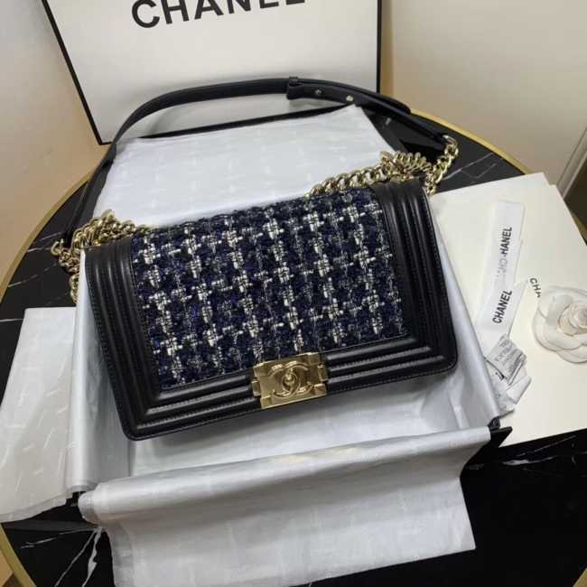 Chanel boy chain bag 25CM - 1