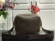 LV New men's Reporter Small crossbody bag - 6