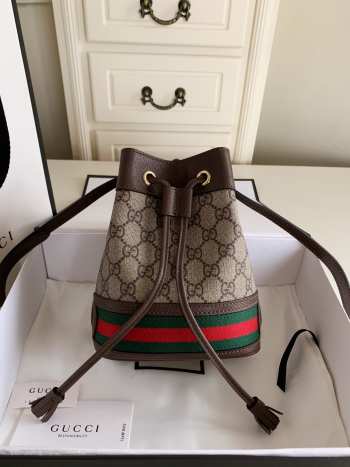 Gucci Ophidia mini GG bucket bag