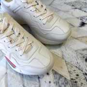 Gucci Distressed leather horny retro running shoes - 5