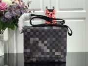 LV DISTRICT Men's small handbag - 1