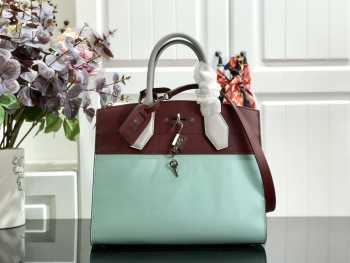 City Steamer Medium handbag M55062 02