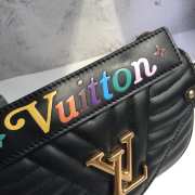 LV New Wave Calfskin Medium handbag Black - 4