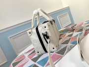 LV M44483 White full leather Runway bags - 6