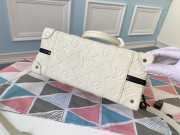 LV M44483 White full leather Runway bags - 3